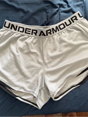 Under Armour Silver Gray Athletic Shorts with Black Logo Mesh Material